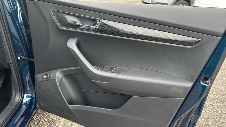 Skoda Karoq 1.5 TSI SE L 5dr DSG Petrol Estate